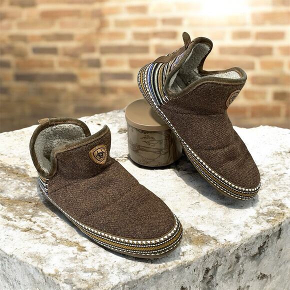 Ariat Shoes - Ariat Women's Size Large 8.5/9 Warm Pull On Bootie Slippers Denim Stripe-Comfort